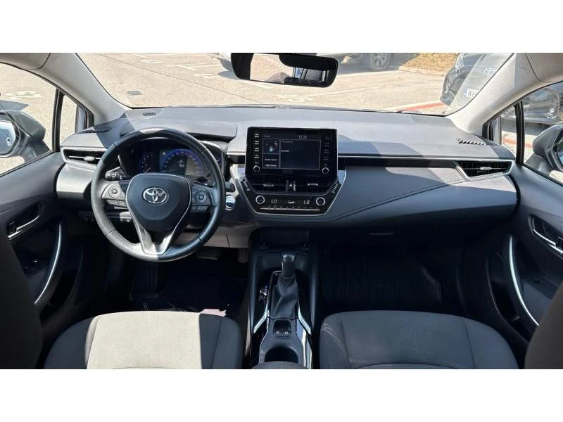 Toyota Corolla SDN 1.8HSD EXECUTIVE PLUS, снимка 8 - Автомобили и джипове - 55622076