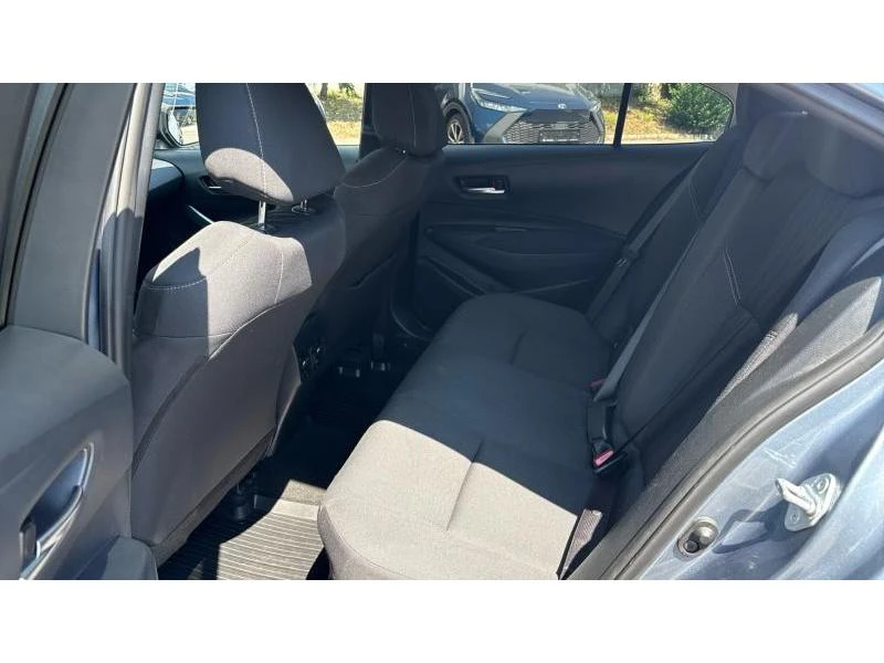 Toyota Corolla SDN 1.8HSD EXECUTIVE PLUS, снимка 11 - Автомобили и джипове - 55622076