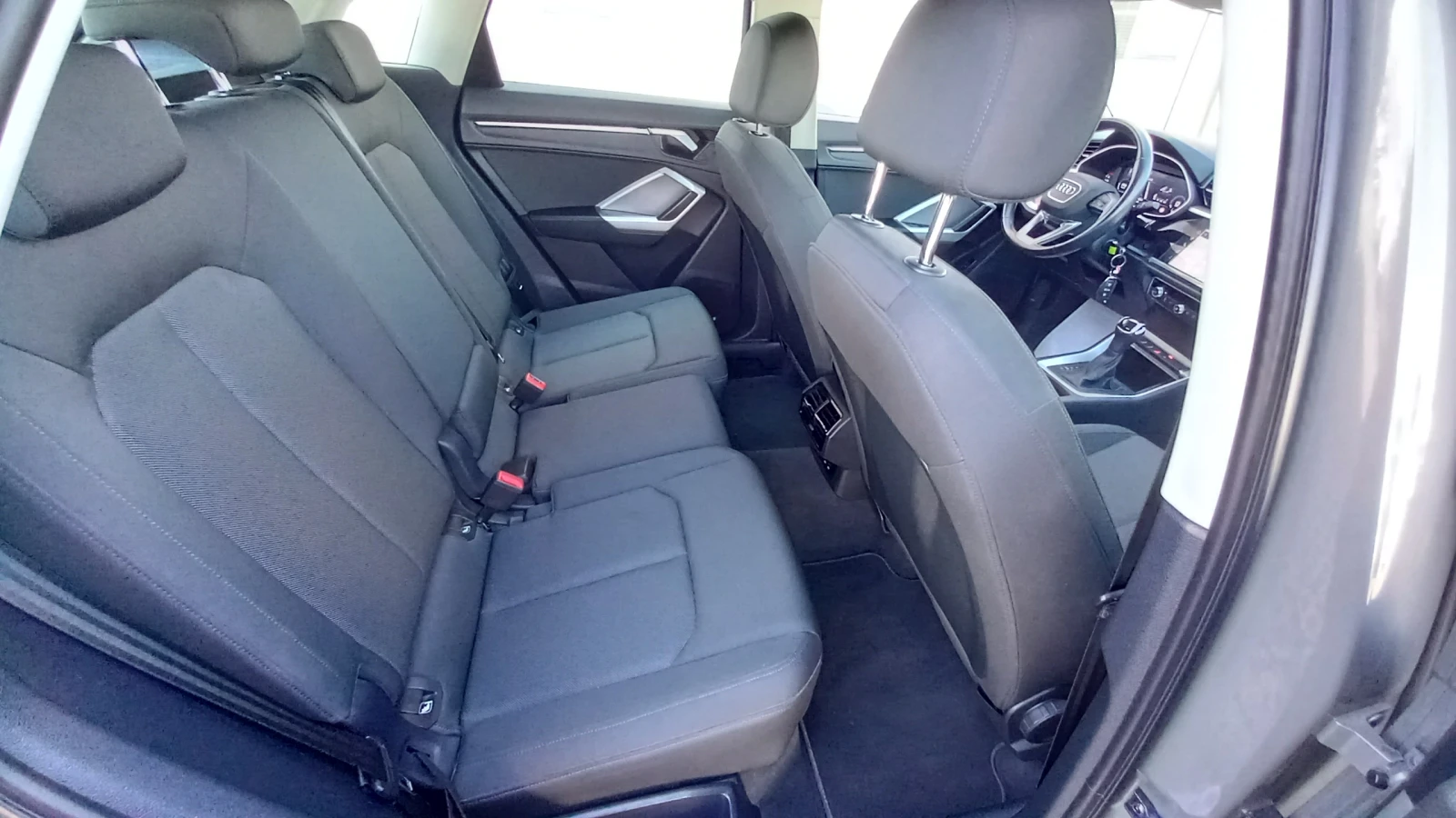 Audi Q3 44FULL 200      | Mobile.bg   15