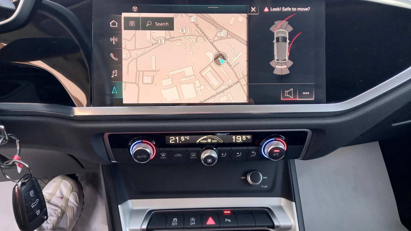 Audi Q3 44FULL 200      | Mobile.bg   11