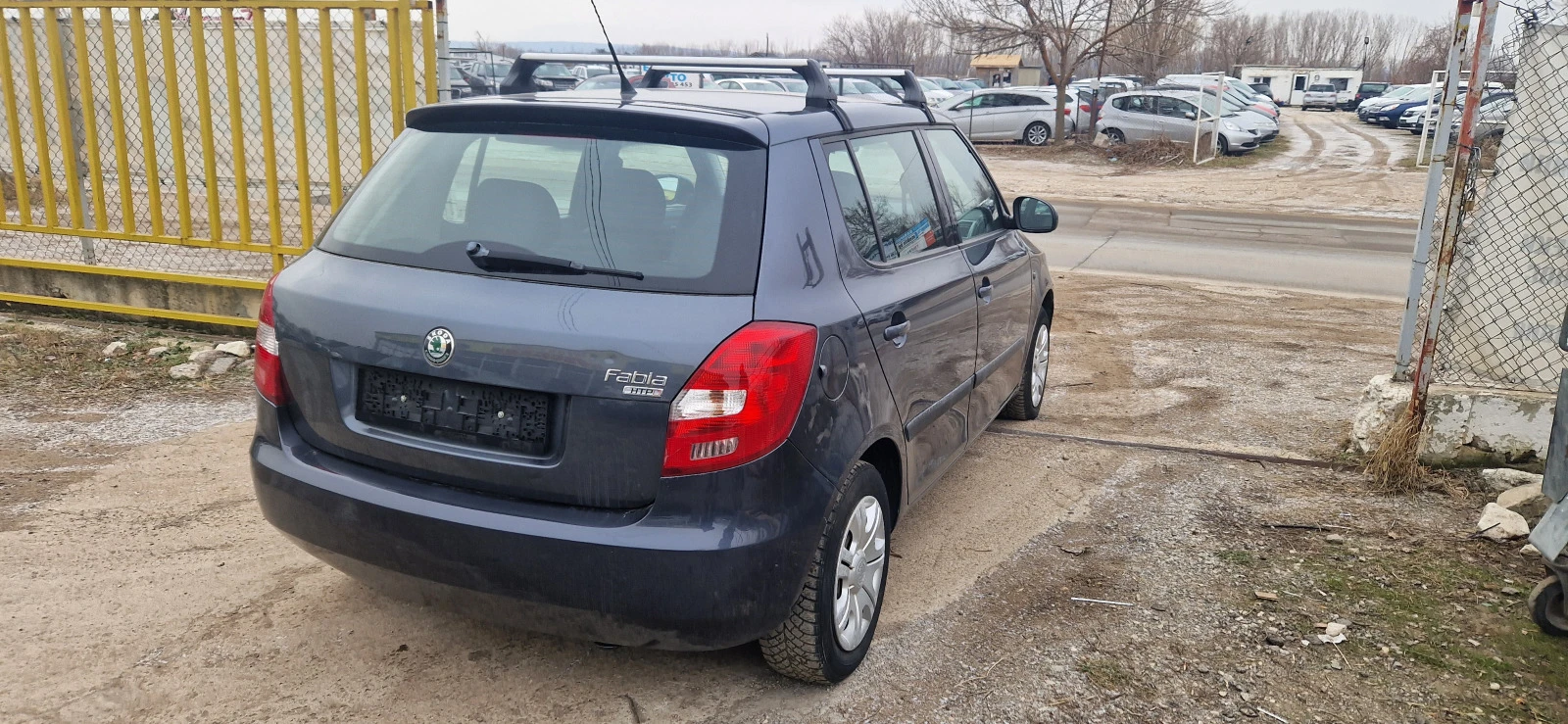 Skoda Fabia 1.2 БЕНЗИН - изображение 3