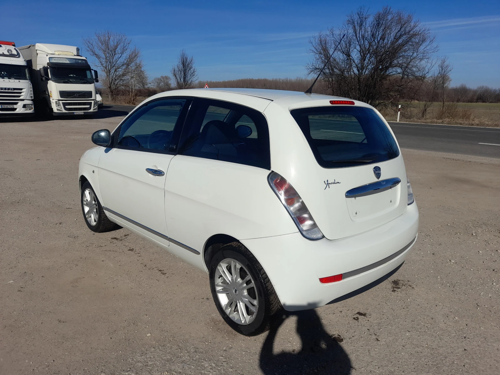 Lancia Ypsilon 1.3JTD - изображение 6