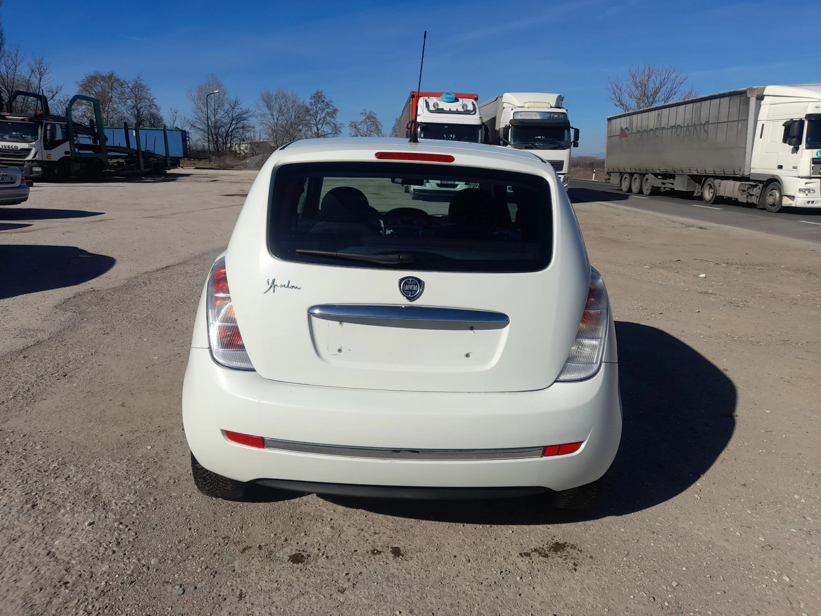 Lancia Ypsilon 1.3JTD - изображение 5