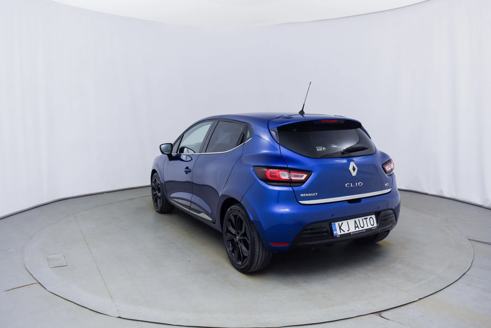 Renault Clio 1.5 DCI - изображение 7