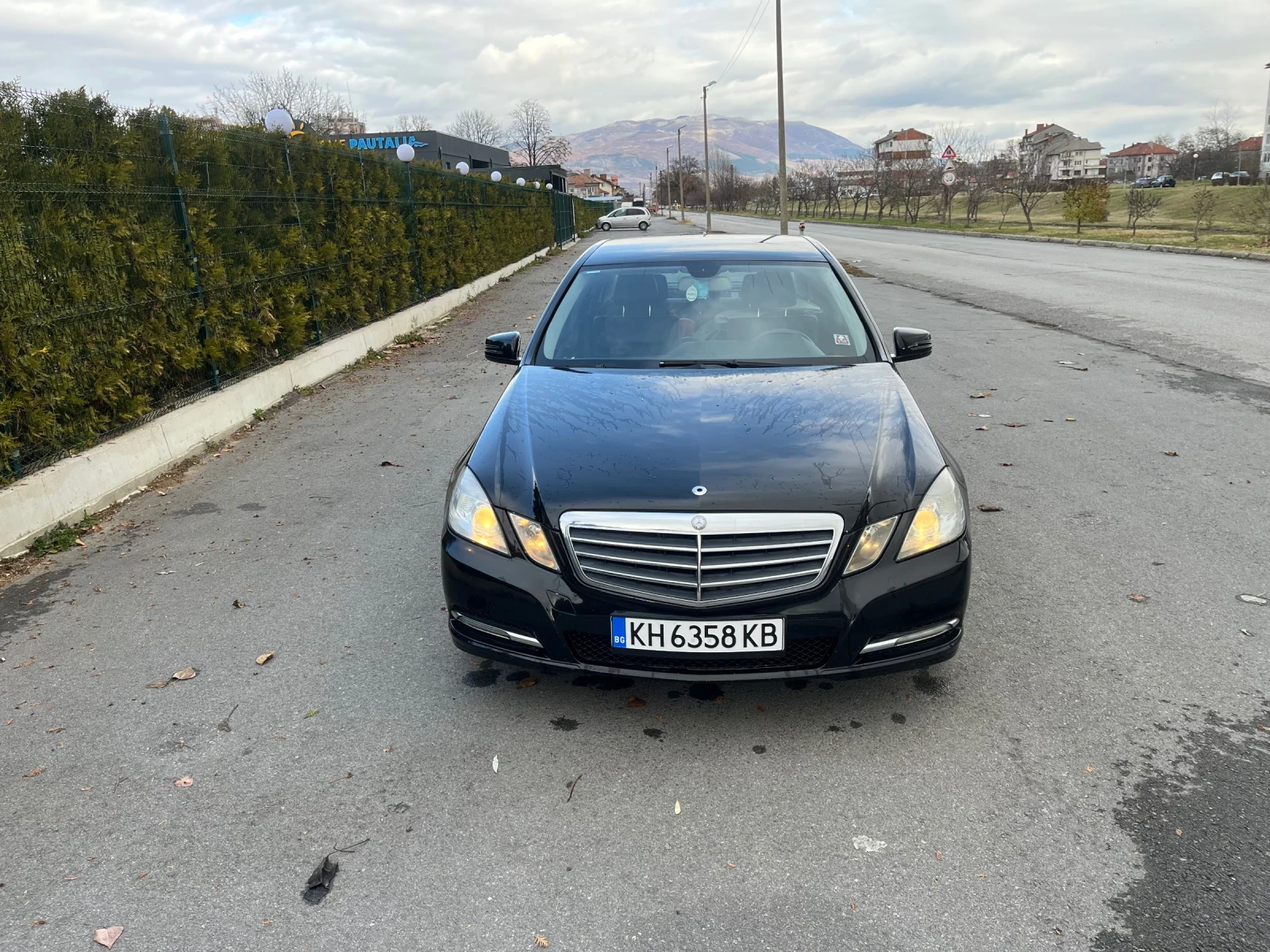 Mercedes-Benz E 200 2.0D - изображение 8