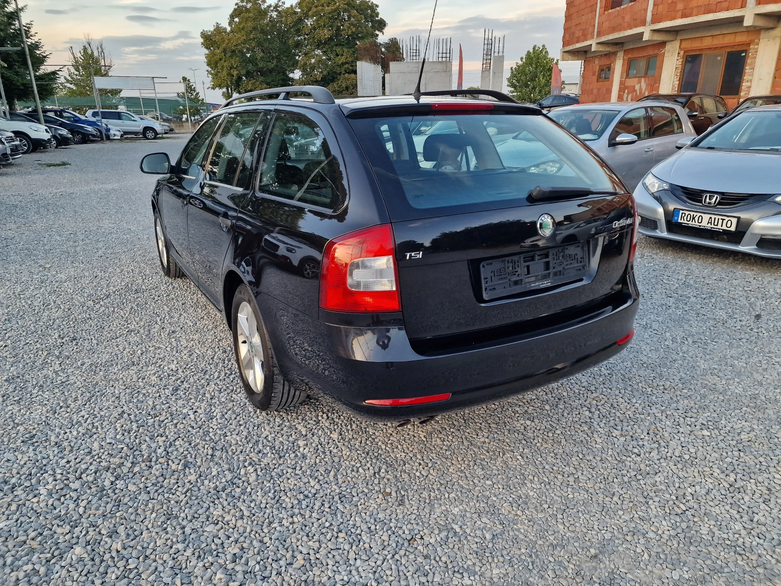 Skoda Octavia 1.4tsi-122k.s-euro5 - изображение 6