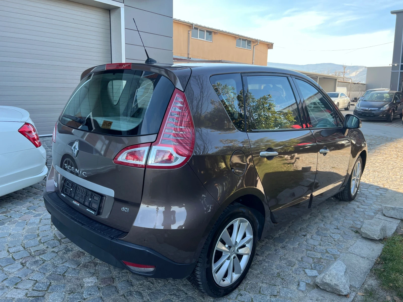 Renault Scenic 1.5dci X-Mod - изображение 5