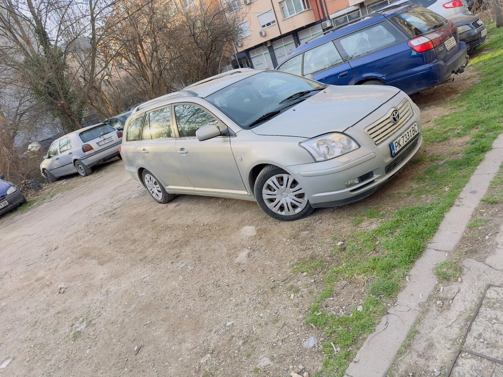 Toyota Avensis  - изображение 2