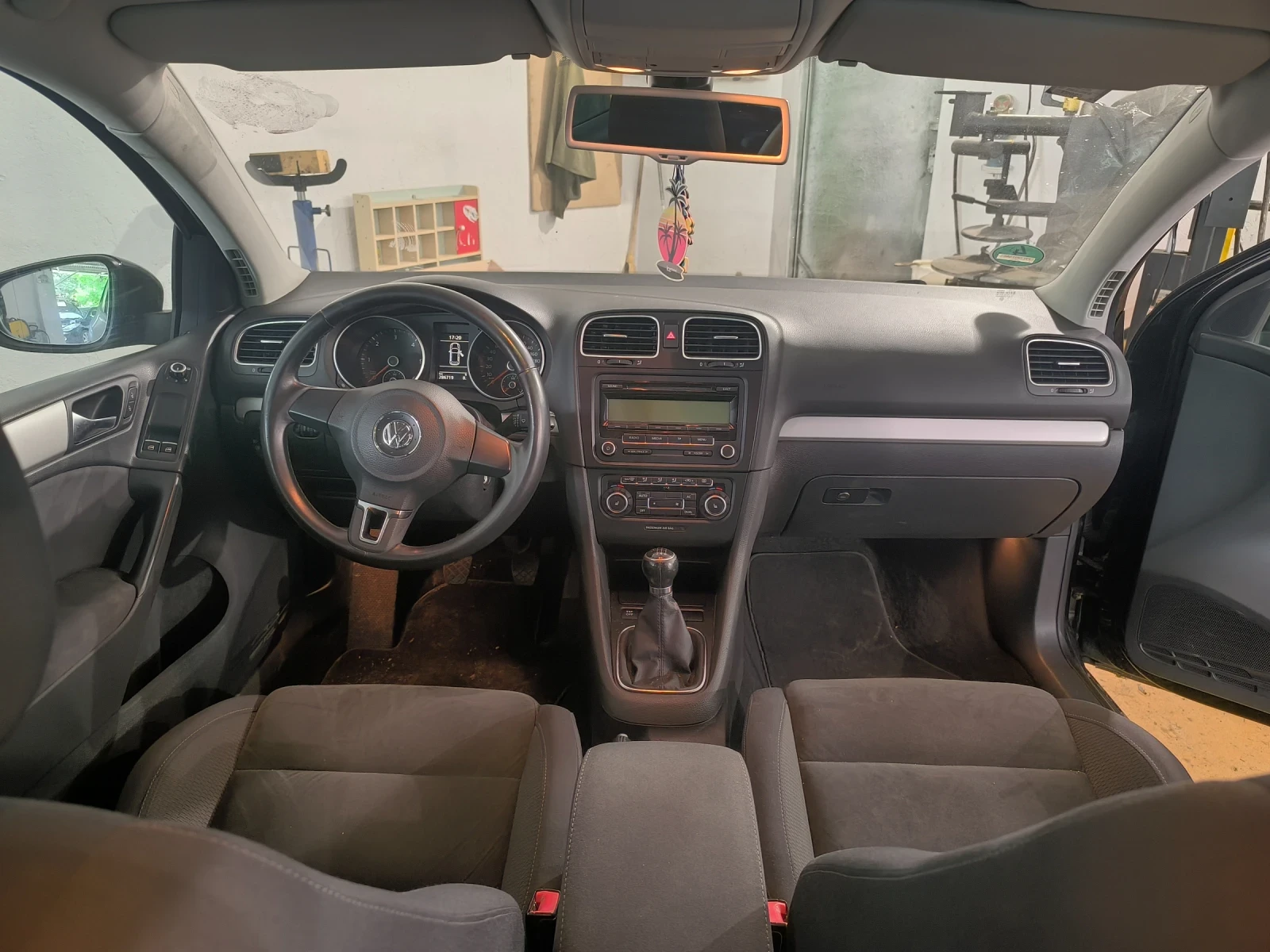 VW Golf 2.0 - изображение 9