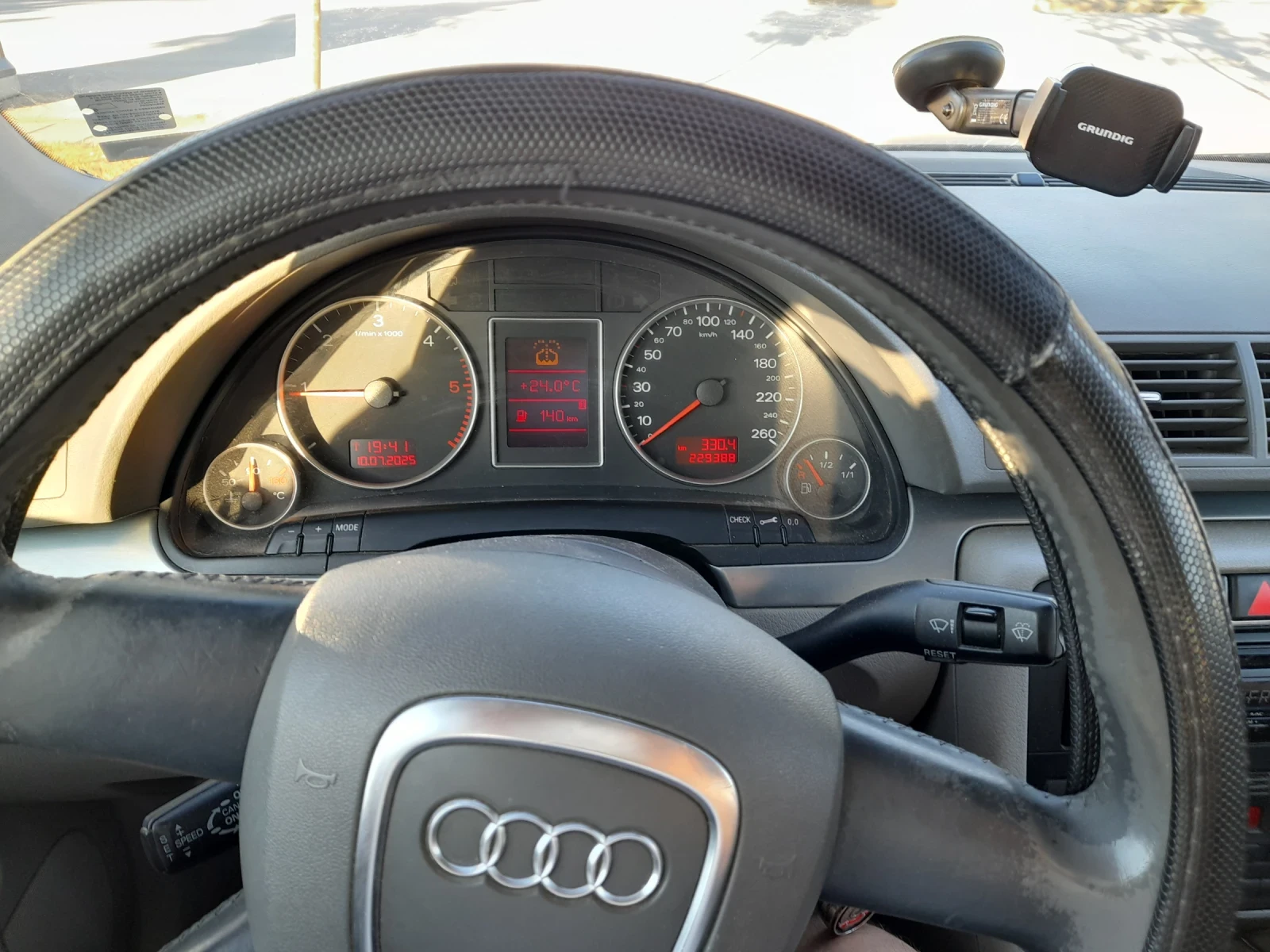 Audi A4  - изображение 3