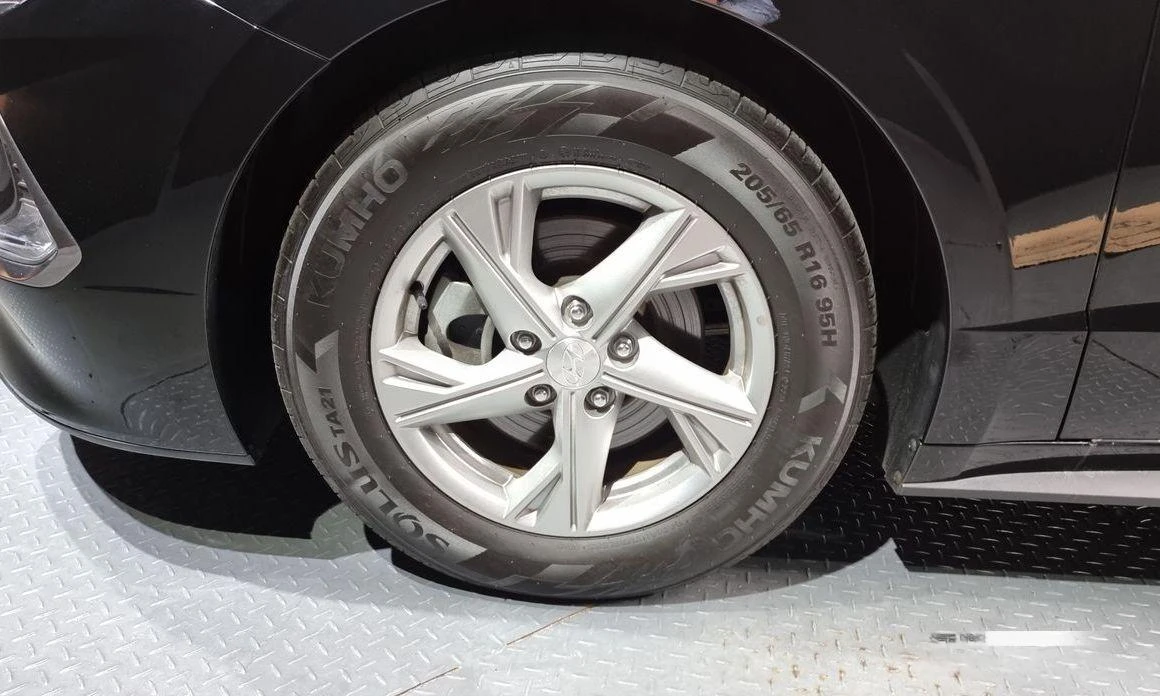 Hyundai Sonata  - изображение 5
