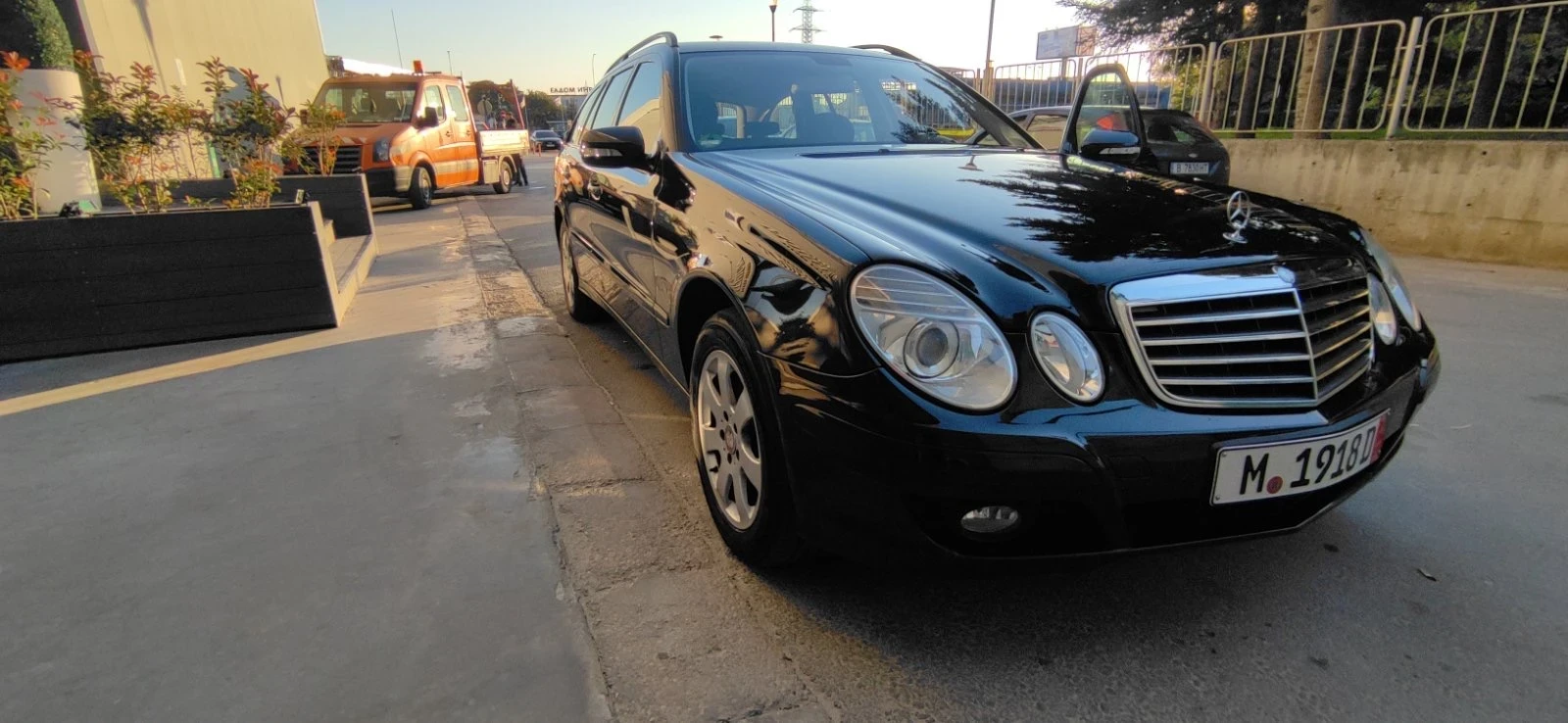 Mercedes-Benz E 200 | Mobile.bg — изображение 5