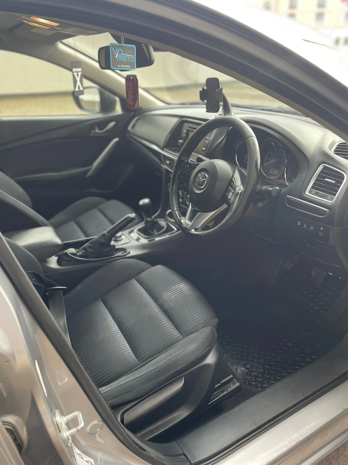 Mazda 6 2.2 - изображение 8