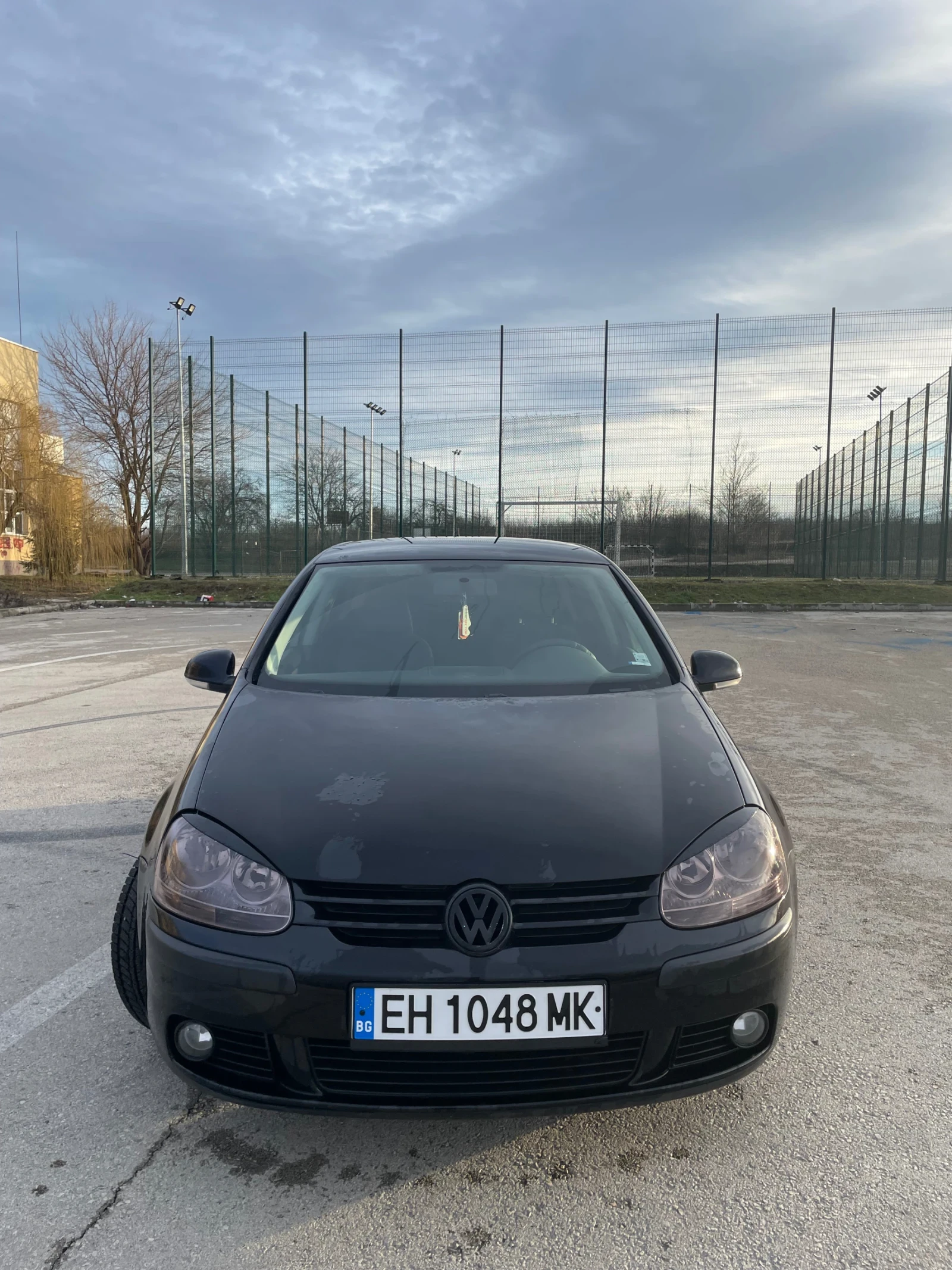 VW Golf 1.6 102кс ГАЗ - изображение 2