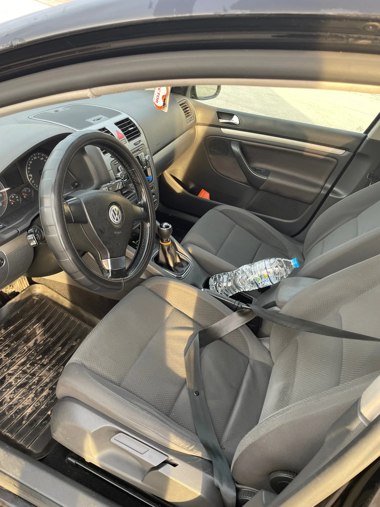 VW Golf 1.6 102кс ГАЗ - изображение 9