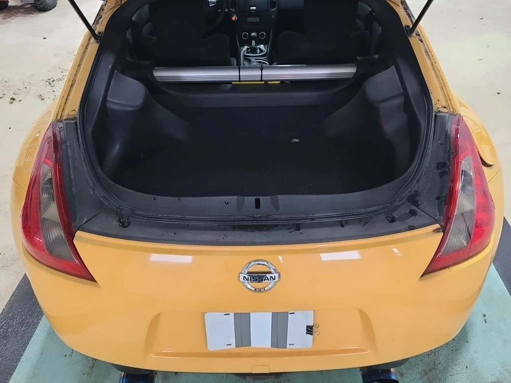 Nissan 370Z * MT * CARFAX * ��� ������������ ������ | Mobile.bg � ����������� 13