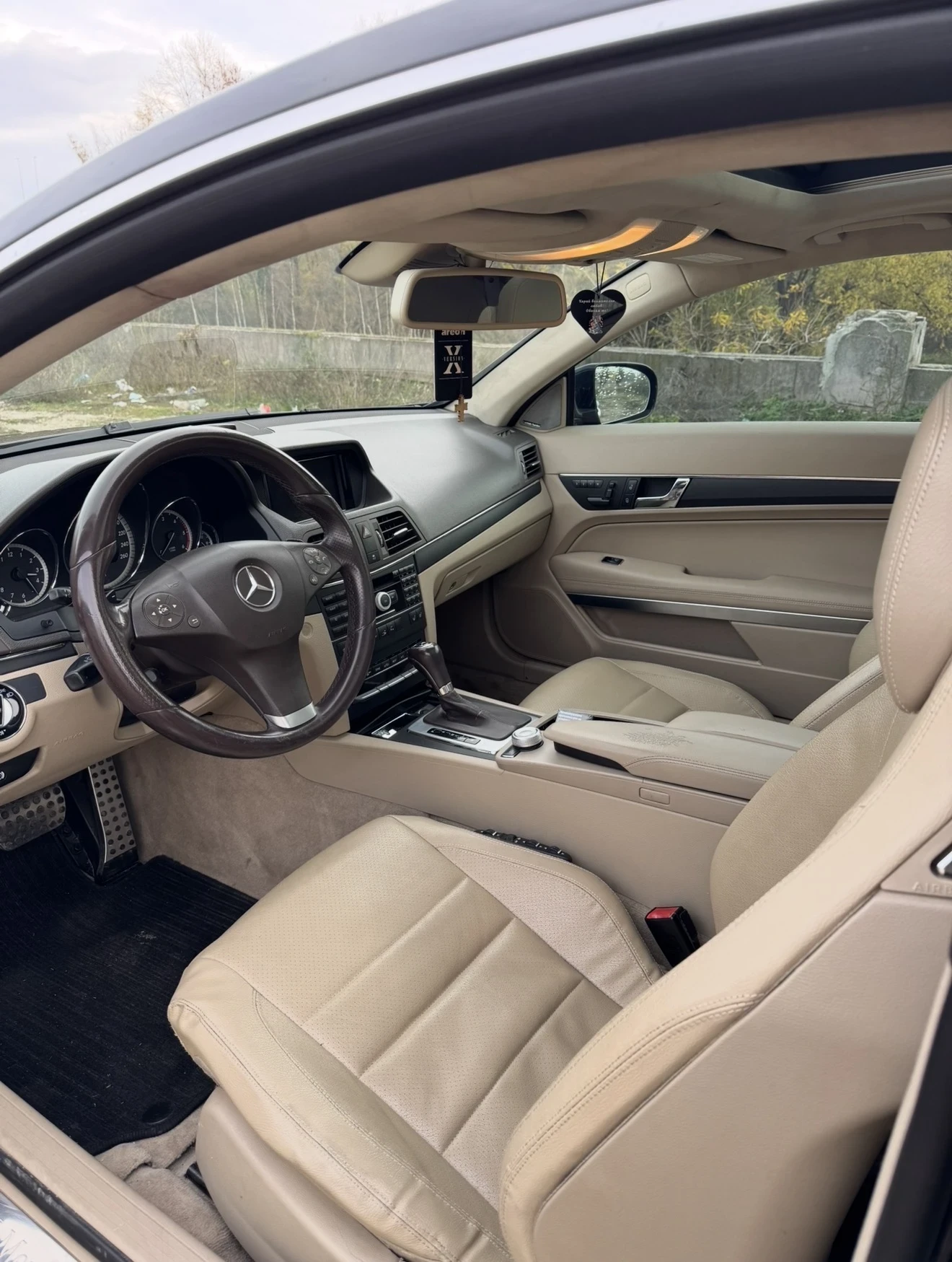 Mercedes-Benz E 350  - изображение 7