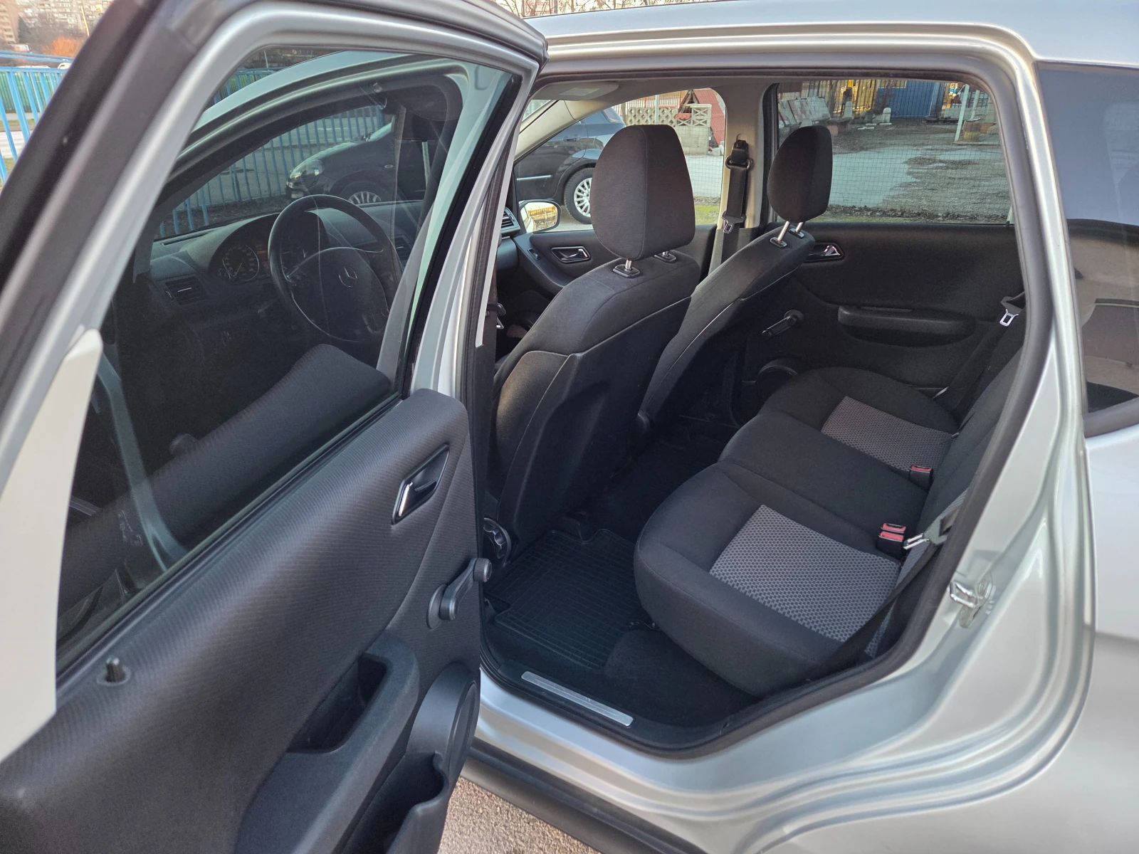 Mercedes-Benz A 160 CDI 82Hp Elegance Euro4 5dr, снимка 10 - Автомобили и джипове - 54134790