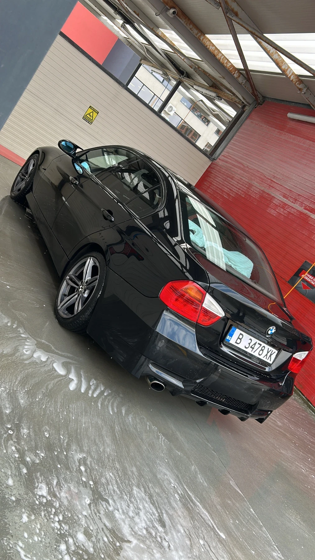 BMW 318, снимка 2 - Автомобили и джипове - 54141436