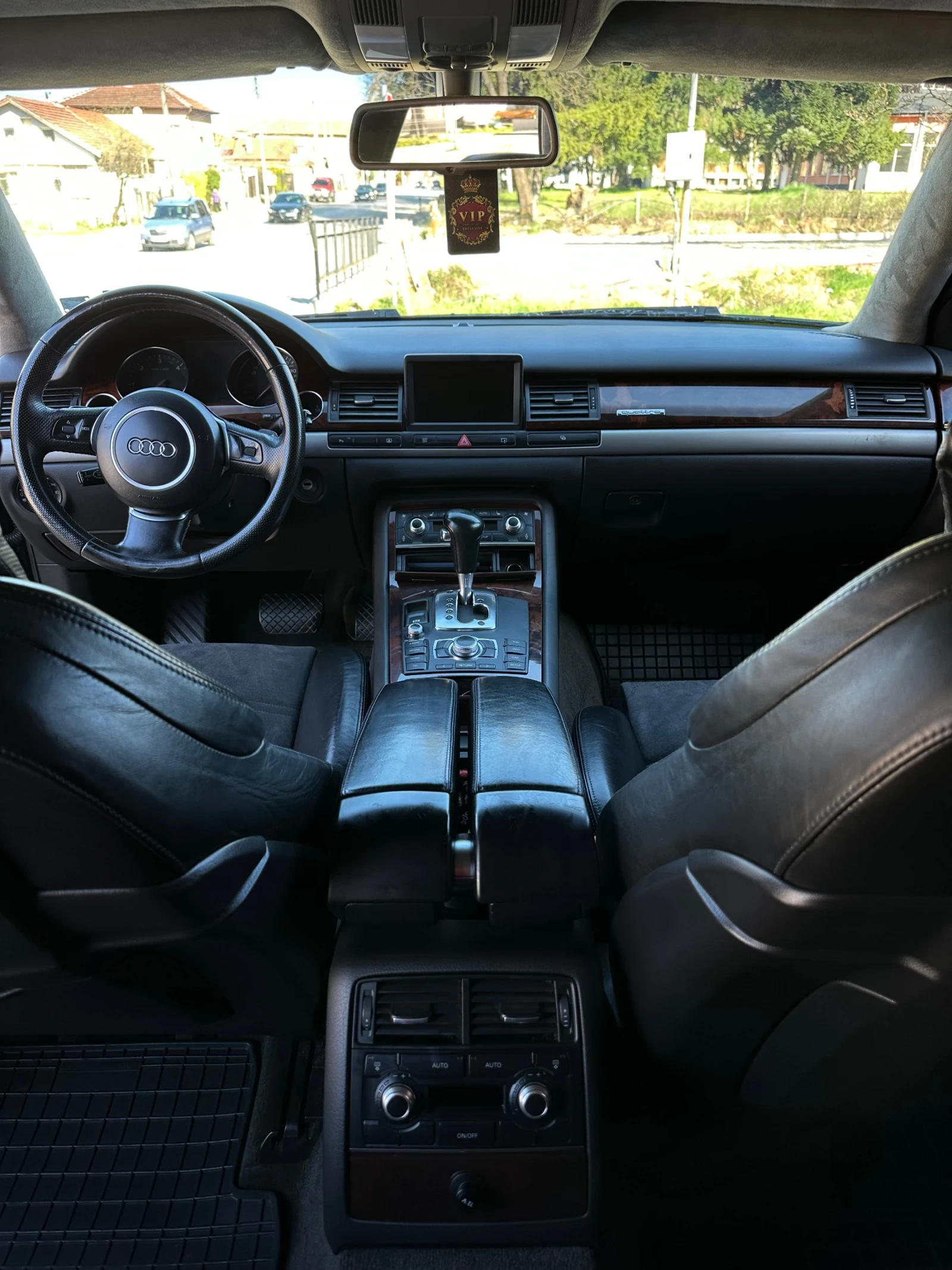 Audi A8, снимка 10 - Автомобили и джипове - 54165059