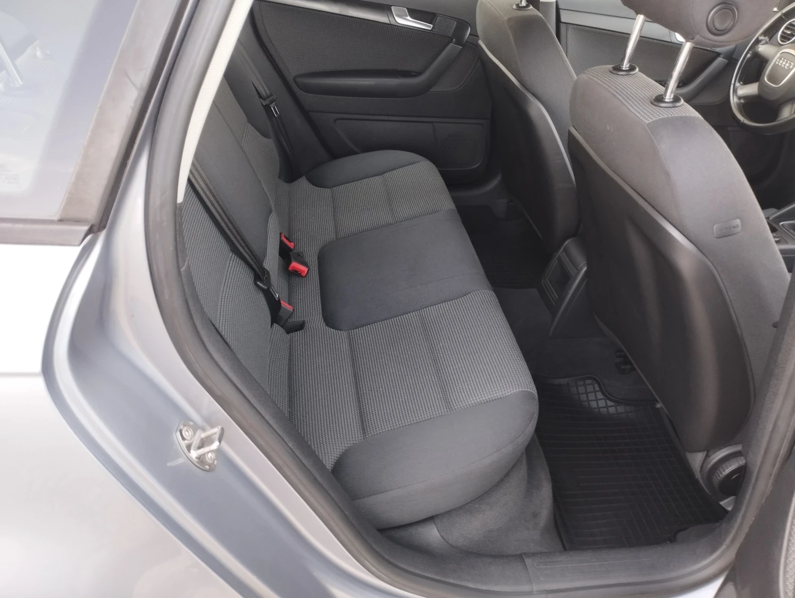 Audi A3 1.9-TDI* KLIMA* , снимка 6 - Автомобили и джипове - 54218827