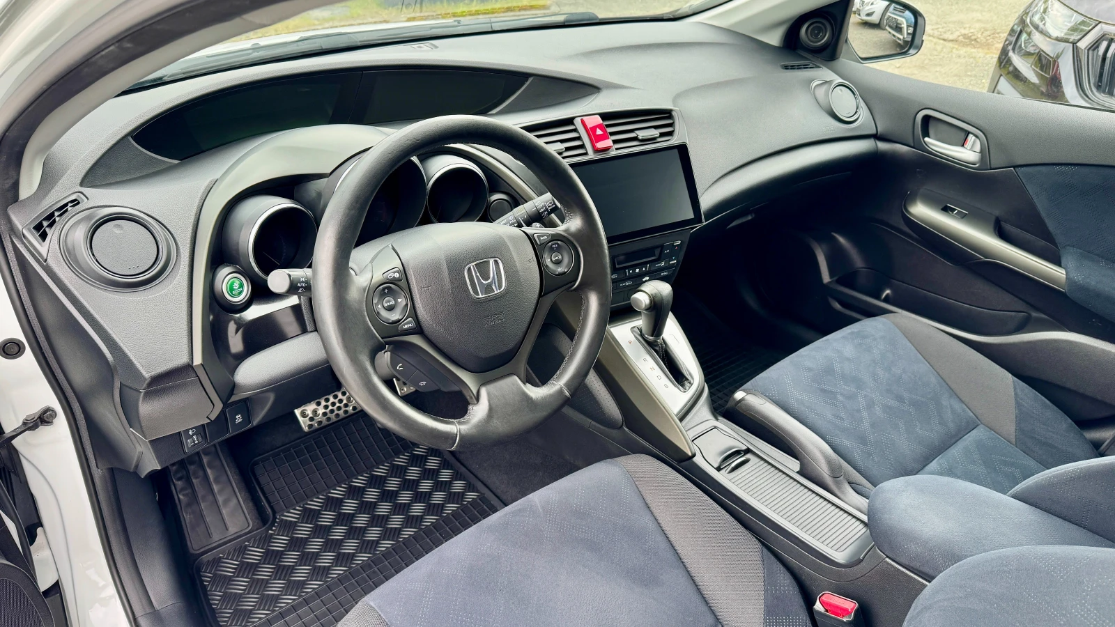Honda Civic 1.8i ���������! ���� ���������! LED, ������, Navi. | Mobile.bg � ����������� 10