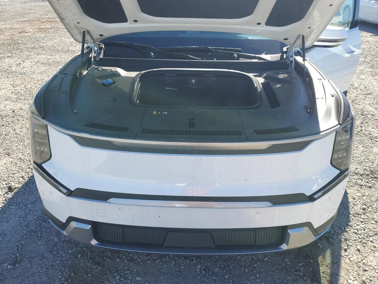 Kia EV9 Light RWD 7-Seater, снимка 12 - Автомобили и джипове - 54704706