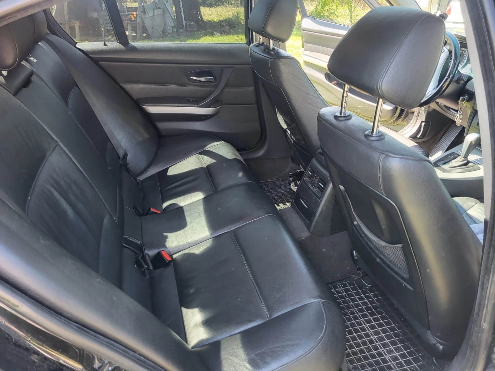 BMW 330, снимка 6 - Автомобили и джипове - 54721622