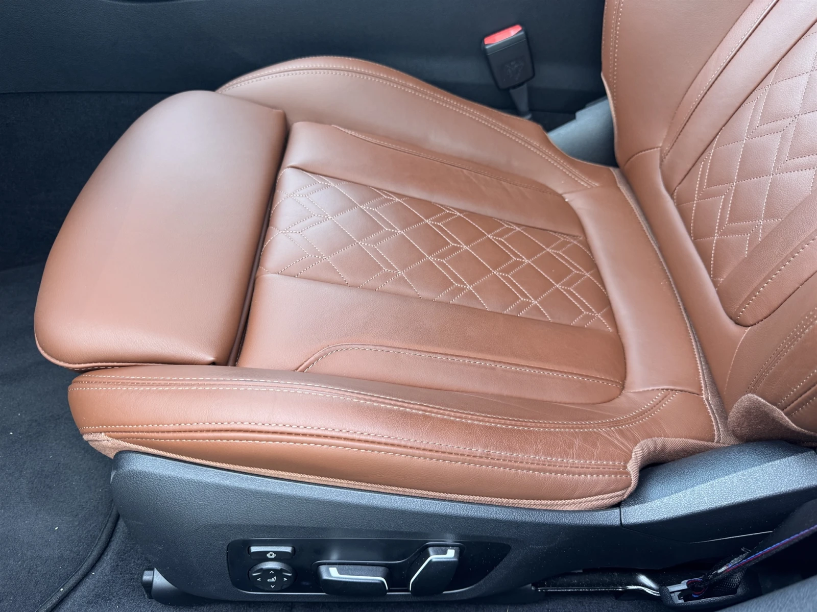 BMW i4 xDrive40 Gran Coupe, снимка 13 - Автомобили и джипове - 54868058