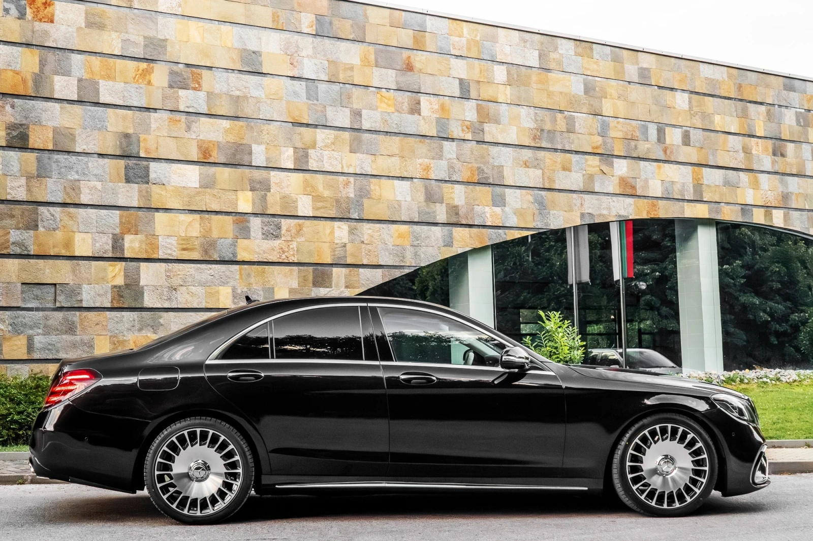 Mercedes-Benz S 350 d* AMG* EXCLUSIVE* 3XTV* LINE ASSIST* , снимка 6 - Автомобили и джипове - 55318887
