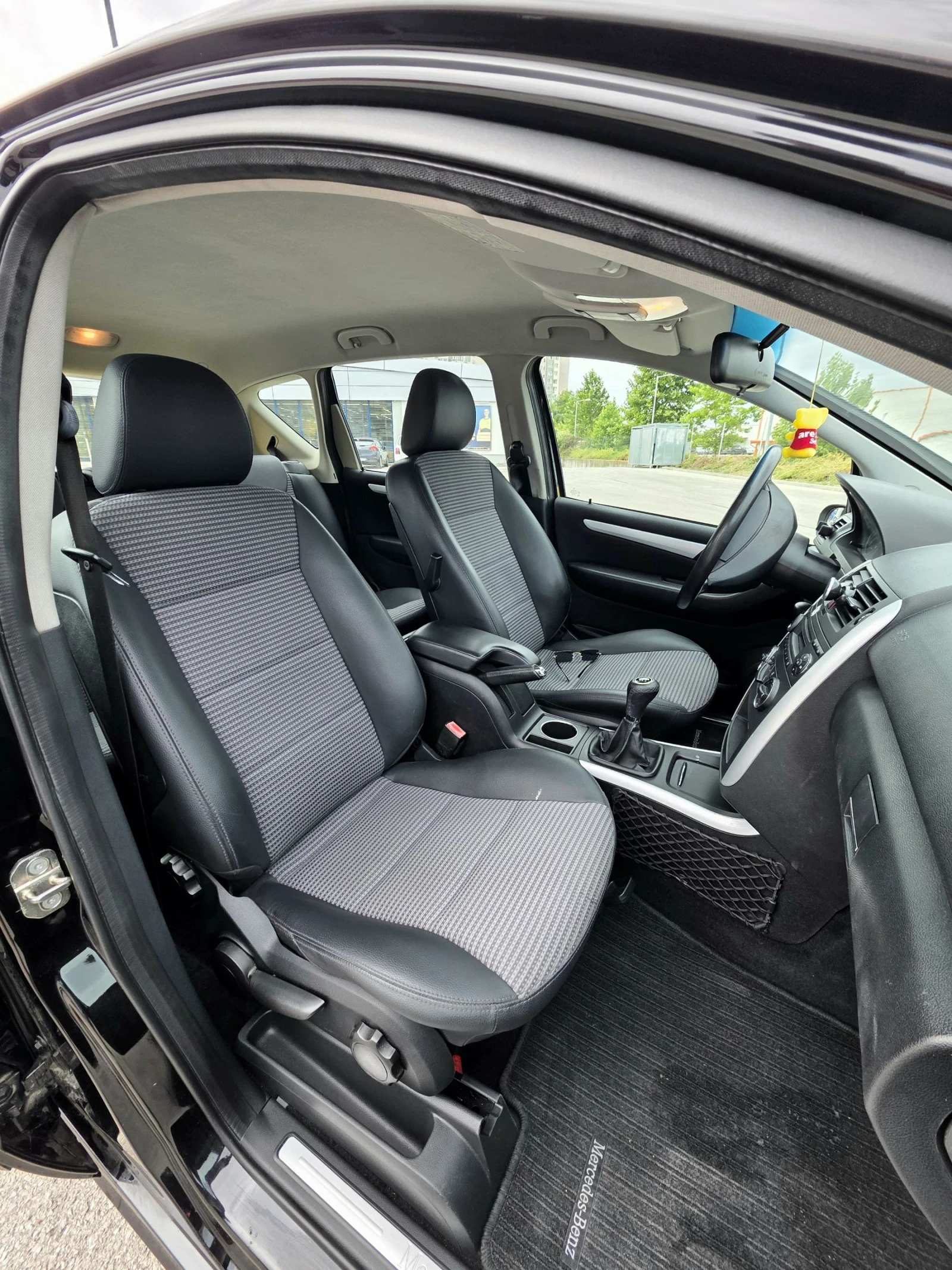 Mercedes-Benz A 180, снимка 9 - Автомобили и джипове - 55403671