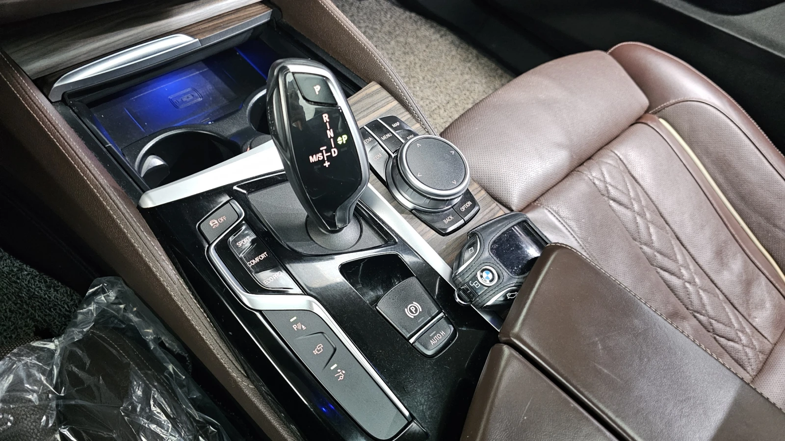 BMW 640 SOFT CLOSE* HUD* 360* BLIND SPOT* КРАЙНА ЦЕНА, снимка 9 - Автомобили и джипове - 55435579