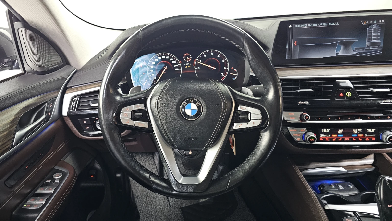 BMW 640 SOFT CLOSE* HUD* 360* BLIND SPOT* КРАЙНА ЦЕНА, снимка 13 - Автомобили и джипове - 55435579