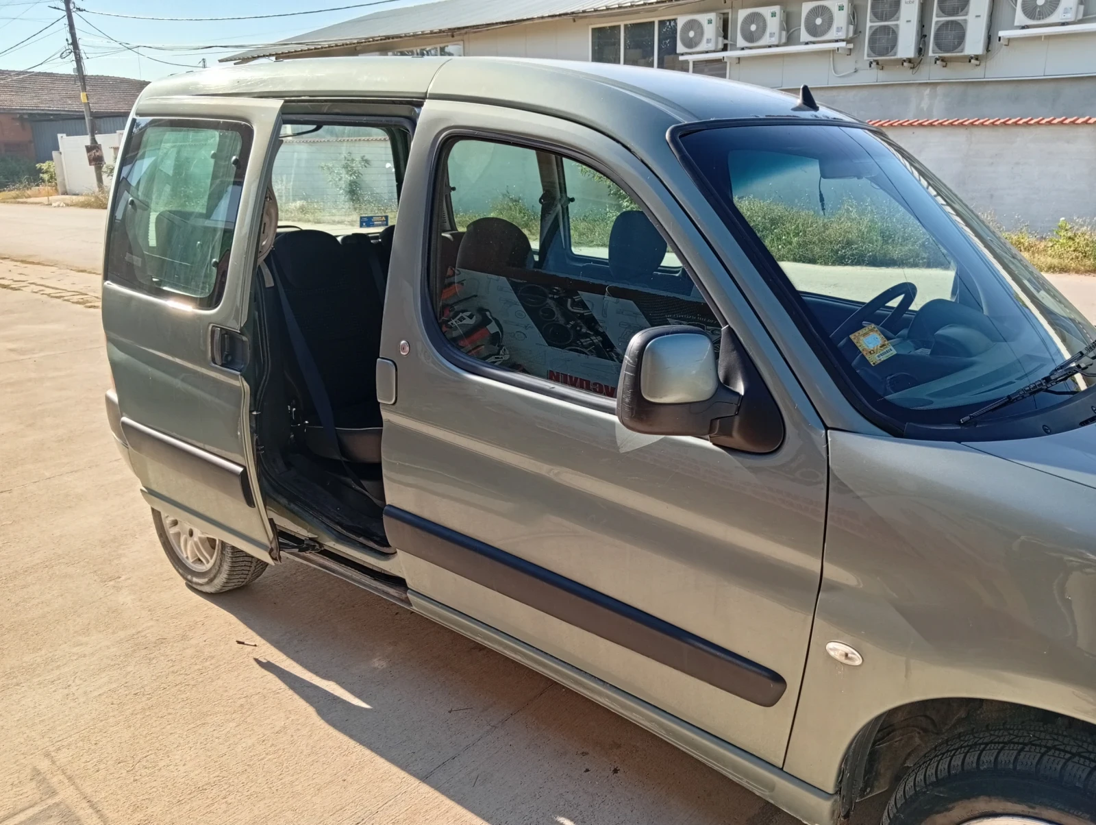 Peugeot Partner, снимка 4 - Автомобили и джипове - 55502179