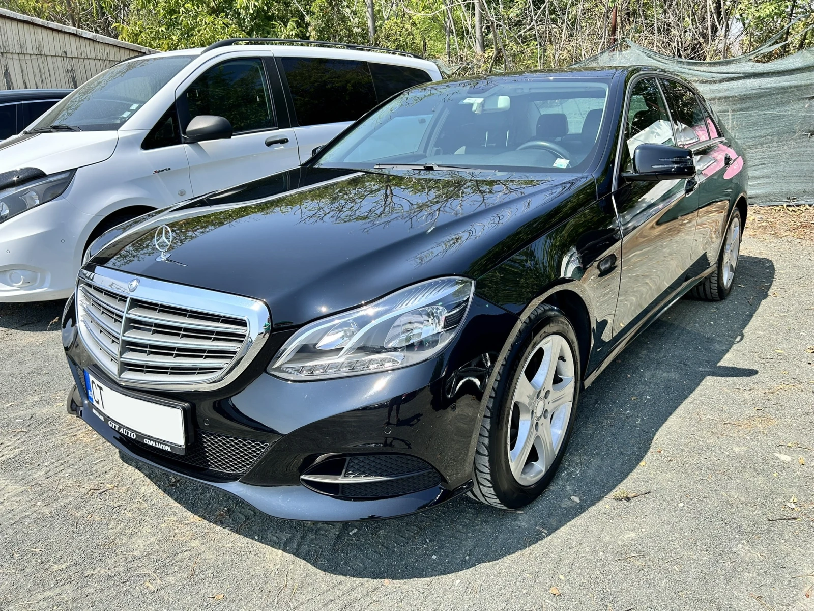 Mercedes-Benz E 200 NAVI* CAMERA* CarPlay* Massage* LED* Facelift | Mobile.bg � ����������� 1
