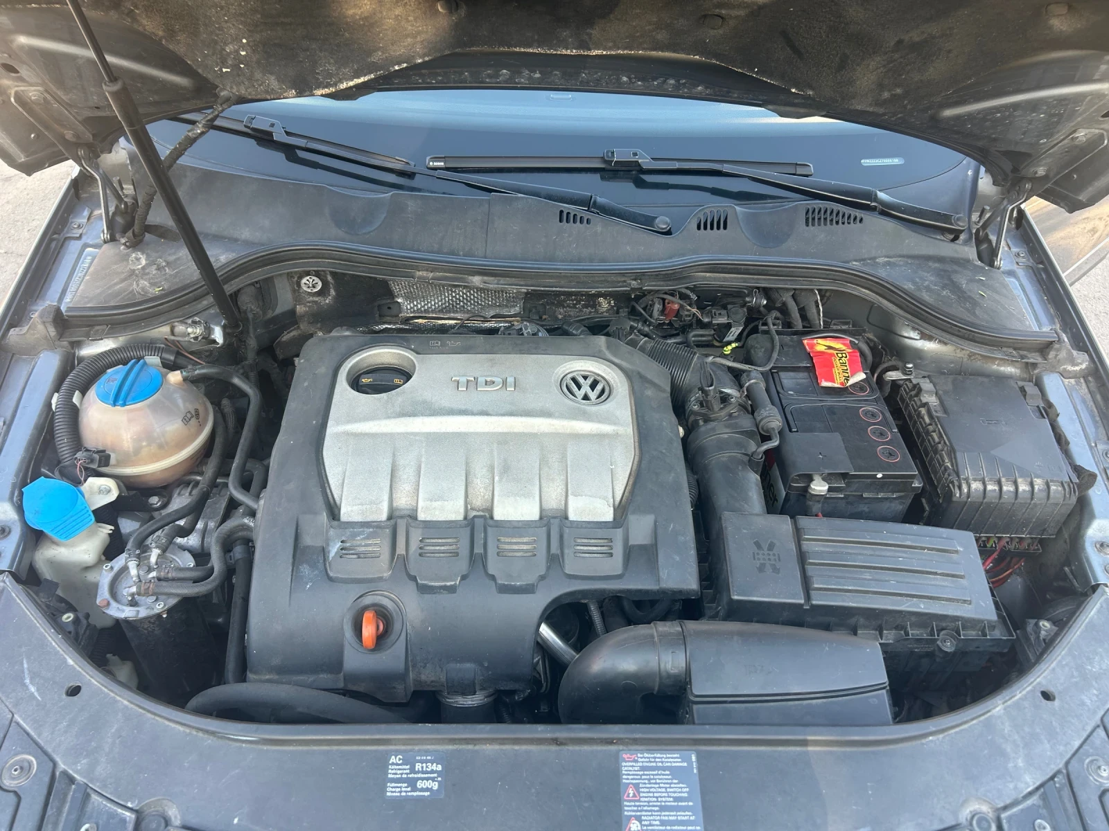 VW Passat B6 2.0 TDI , снимка 10 - Автомобили и джипове - 56079711