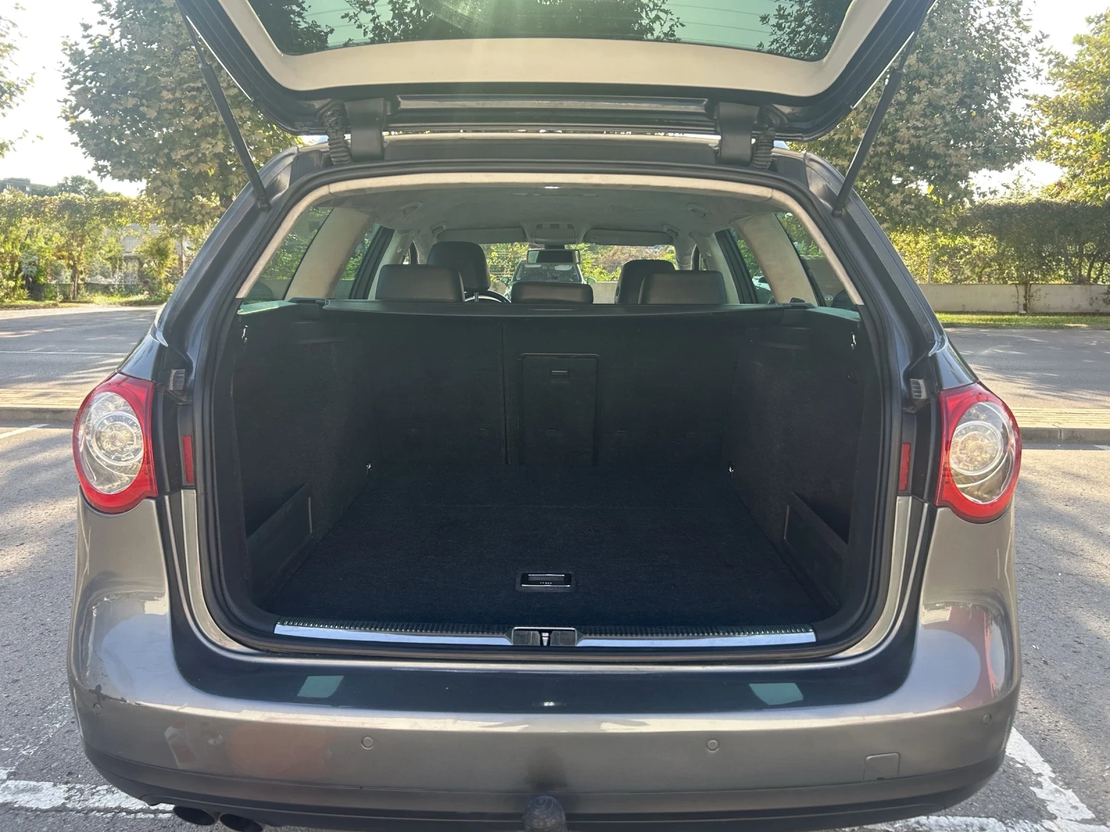 VW Passat B6 2.0 TDI , снимка 17 - Автомобили и джипове - 56079711