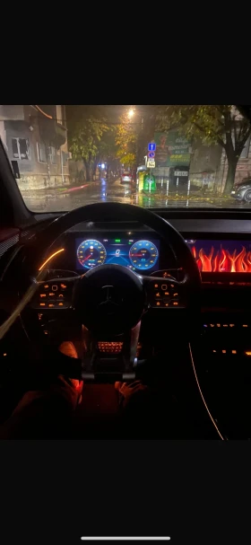 Mercedes-Benz EQC, снимка 9