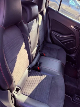 Mercedes-Benz GLA 220 220d 4matic, снимка 13 - Автомобили и джипове - 53681757