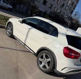 Mercedes-Benz GLA 220 220d 4matic, снимка 4 - Автомобили и джипове - 53681757