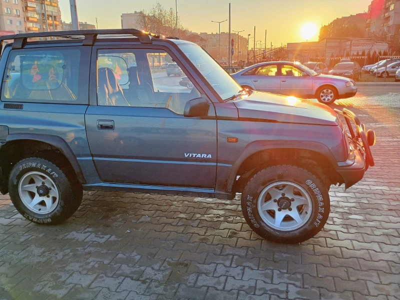 Suzuki Vitara, снимка 14 - Автомобили и джипове - 48633714