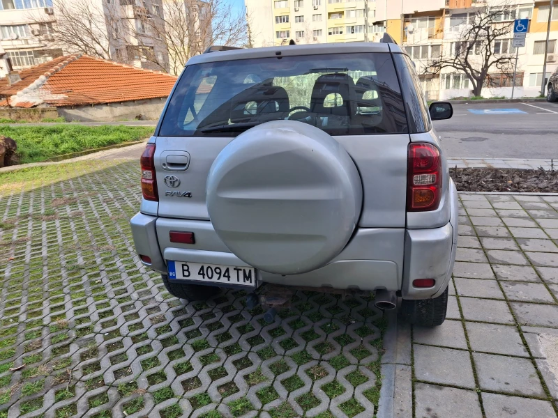 Toyota Rav4, снимка 3 - Автомобили и джипове - 49297867