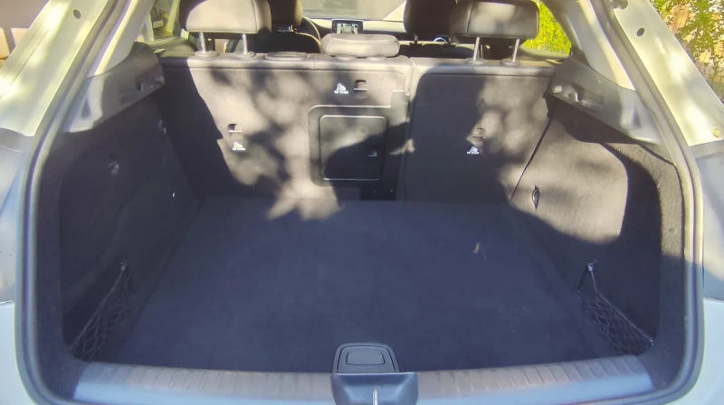 Mercedes-Benz GLA 250 Gla 250 4 Matic Turbo, снимка 17 - Автомобили и джипове - 52413646