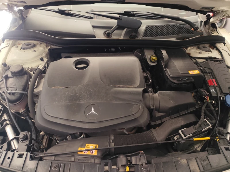 Mercedes-Benz GLA 250 Gla 250 4 Matic Turbo, снимка 16 - Автомобили и джипове - 52413646