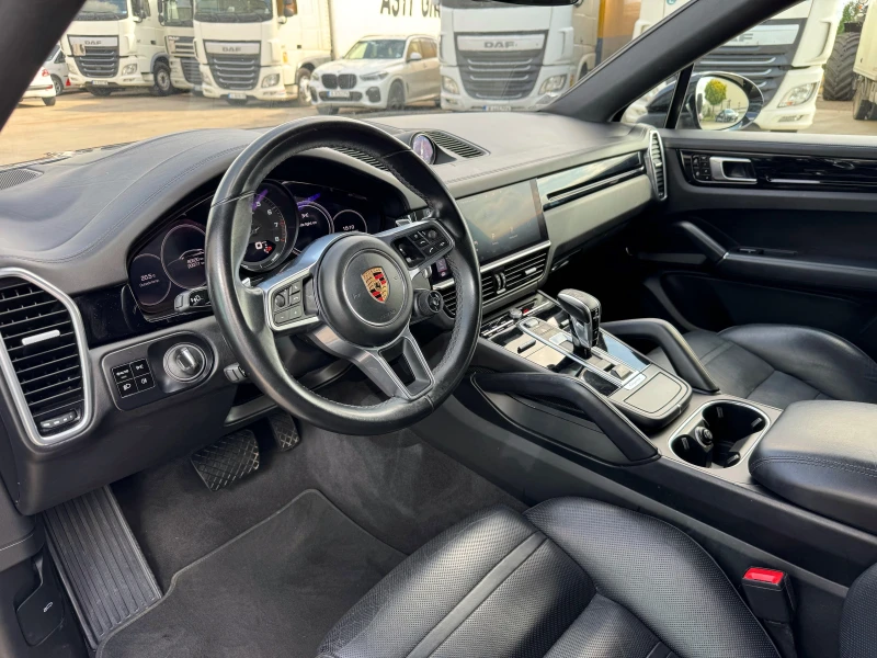 Porsche Cayenne Coupe / Sport Chrono / Pano / Bose , снимка 9 - Автомобили и джипове - 51880152