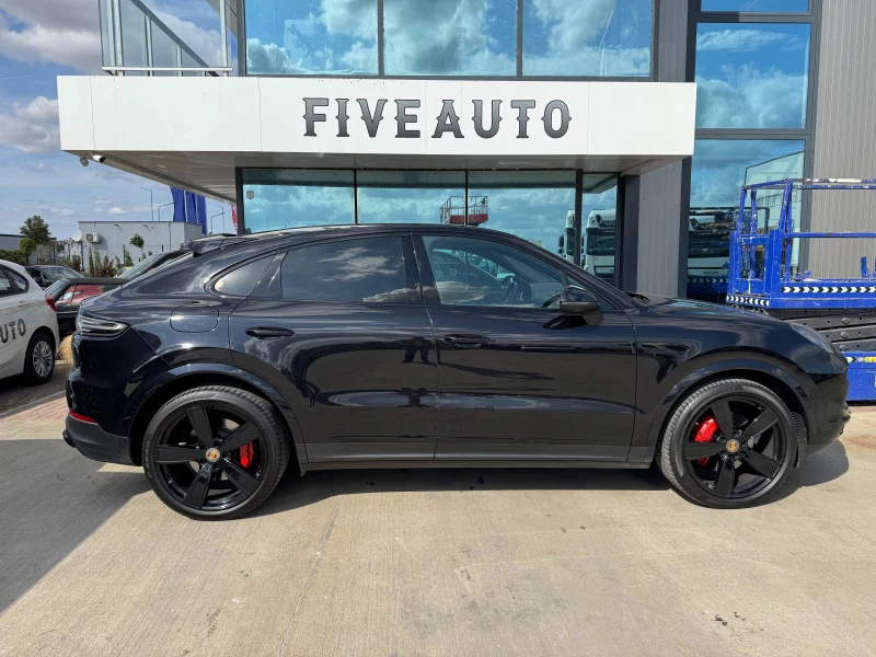 Porsche Cayenne Coupe / Sport Chrono / Pano / Bose , снимка 8 - Автомобили и джипове - 51880152