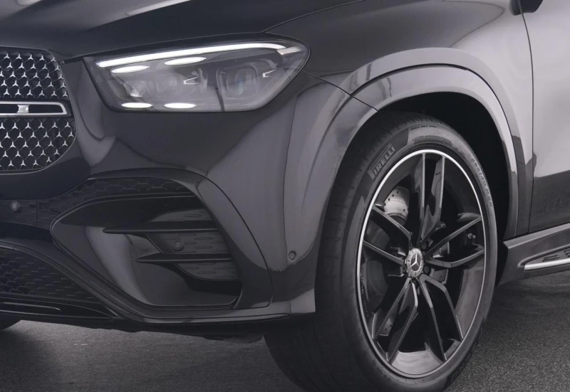 Mercedes-Benz GLE 580 AMG/FACELIFT/4-MATIC/DESIGNO/BURM/PANO/HEAD UP/360, снимка 4 - Автомобили и джипове - 51994927