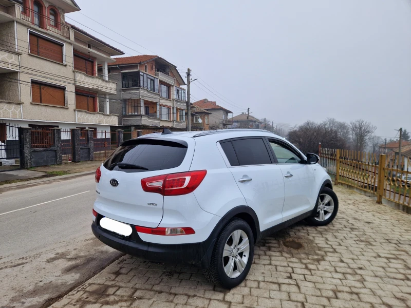 Kia Sportage 4x4 2.0 136, снимка 5 - Автомобили и джипове - 53181973