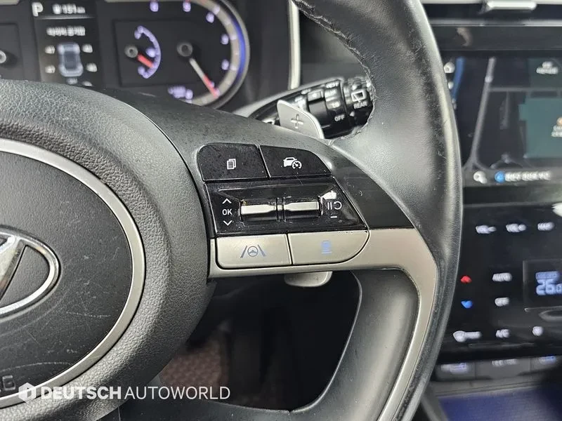 Hyundai Tucson DIESEL 2.0 2WD PREMIUM, снимка 16 - Автомобили и джипове - 54955977