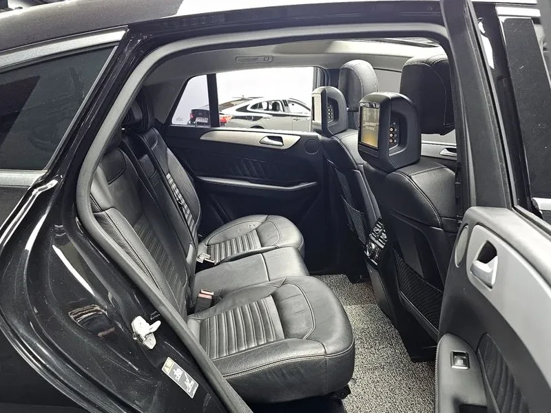 Mercedes-Benz GLE 350 D 4Matic Coupe - САМО 30% АВАНС, снимка 11 - Автомобили и джипове - 55485759